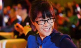 娱乐吃瓜酱余秀华,从“娱乐吃瓜酱”到文学才女，她的人生逆袭之路